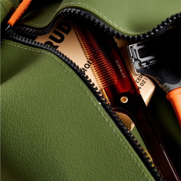 Tooletries The Koby Mini Dopp Kit Toiletries Bag, Anti Bacterial Green Silicone - Picture 16 of 16